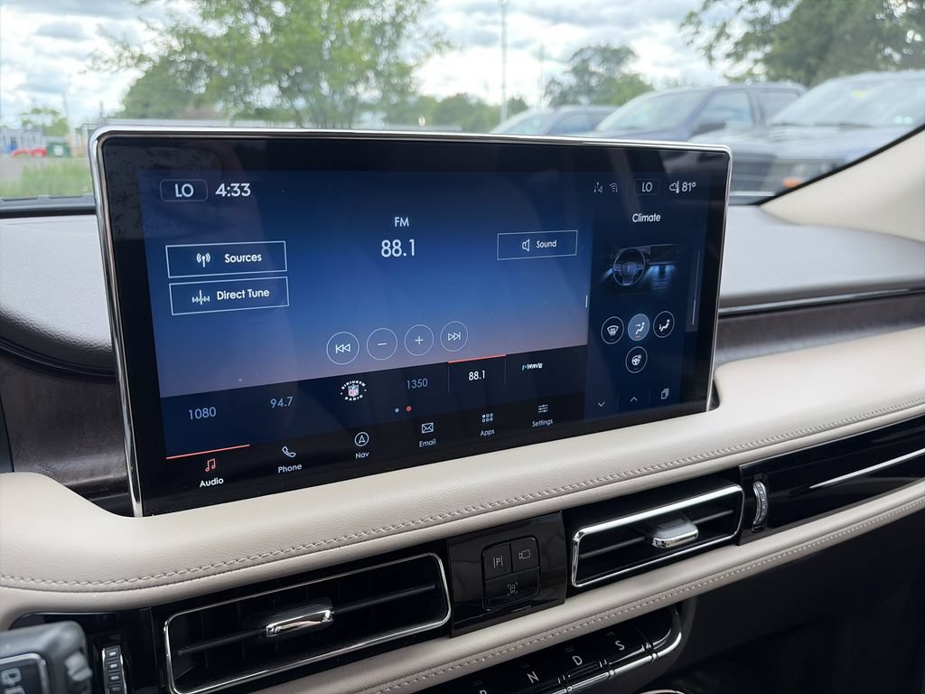 Certified 2023 Lincoln Nautilus Reserve AWD/4WD image 24