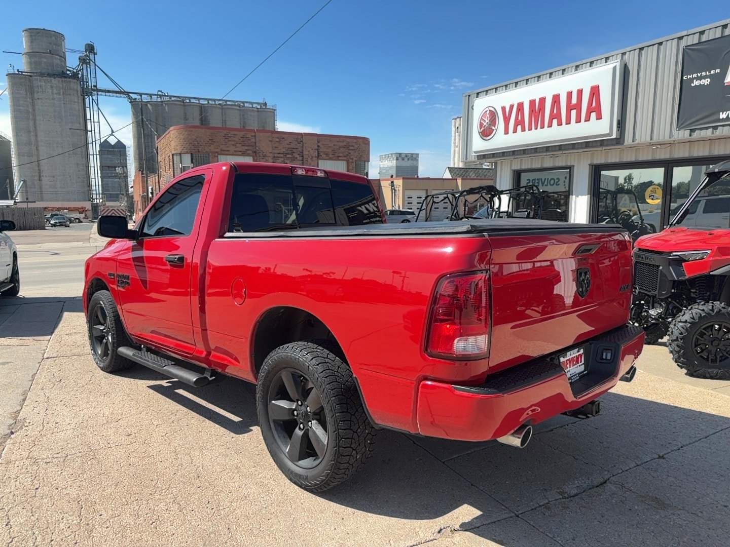 Used 2021 RAM 1500 Express w/ Express Value Package AWD/4WD image 10