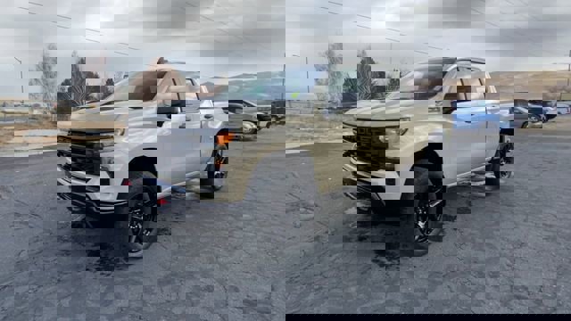 Certified 2023 Chevrolet Silverado 1500 Custom Trail Boss w/ LPO, Dark Essentials Package image 4