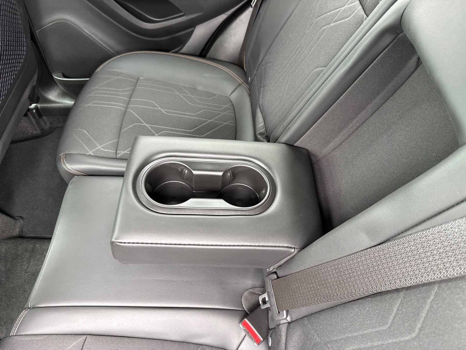 Used 2019 Chevrolet Trax LT w/ LT Convenience Package image 28