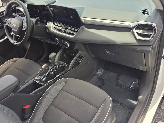 Used 2024 Chevrolet TrailBlazer LT FWD image 18