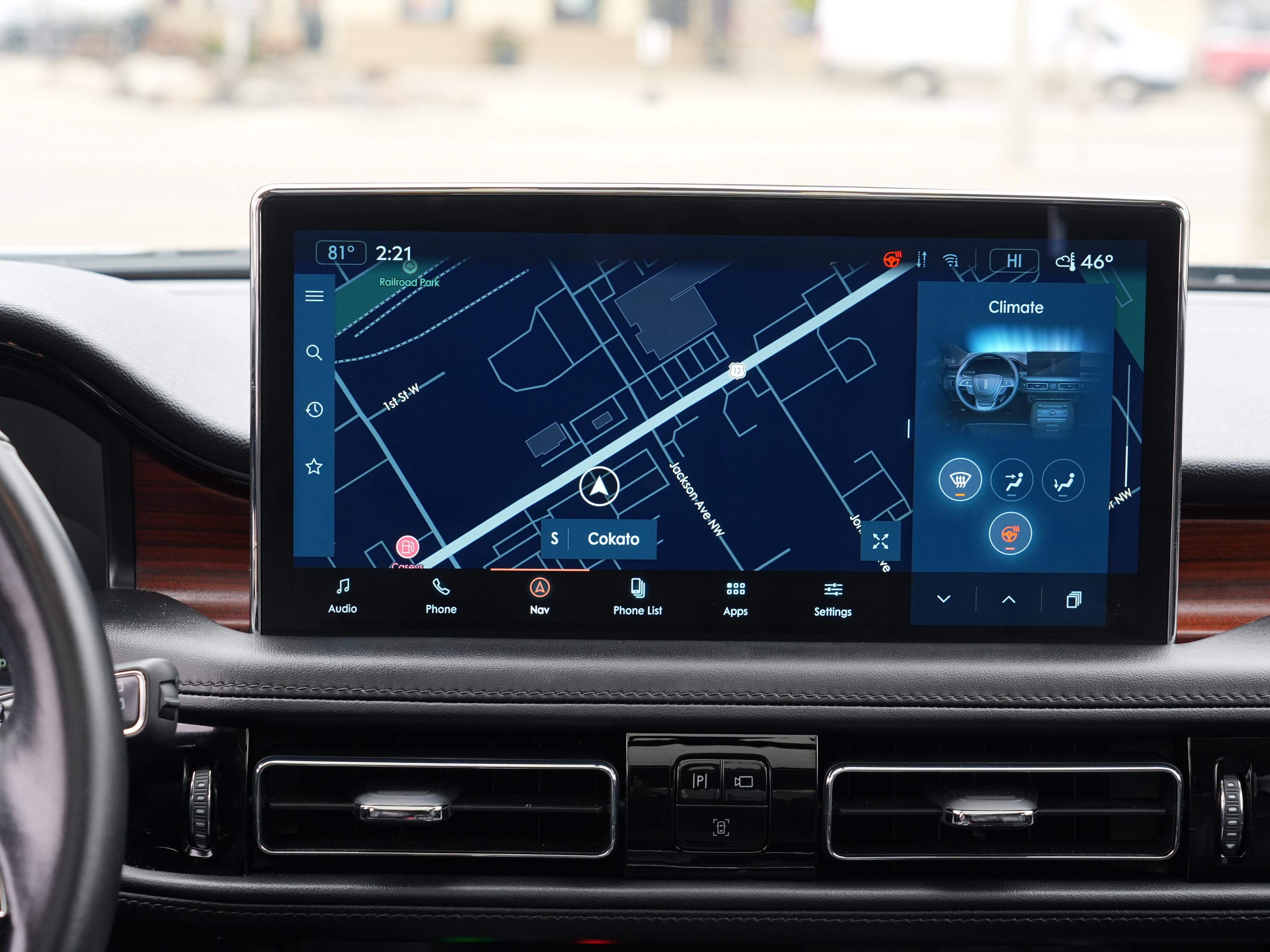 Used 2022 Lincoln Nautilus Reserve AWD/4WD image 25