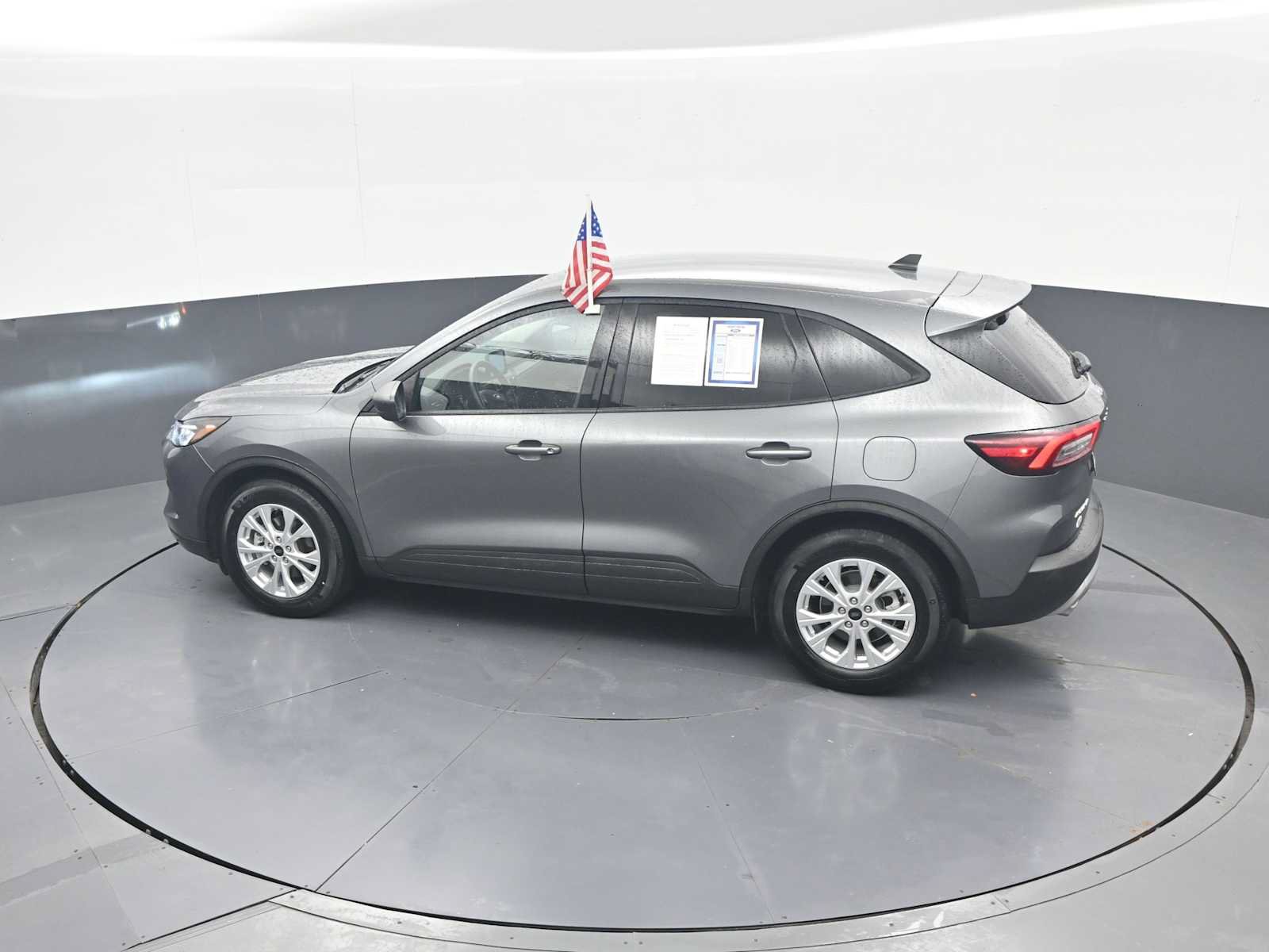 Certified 2025 Ford Escape Active FWD image 28