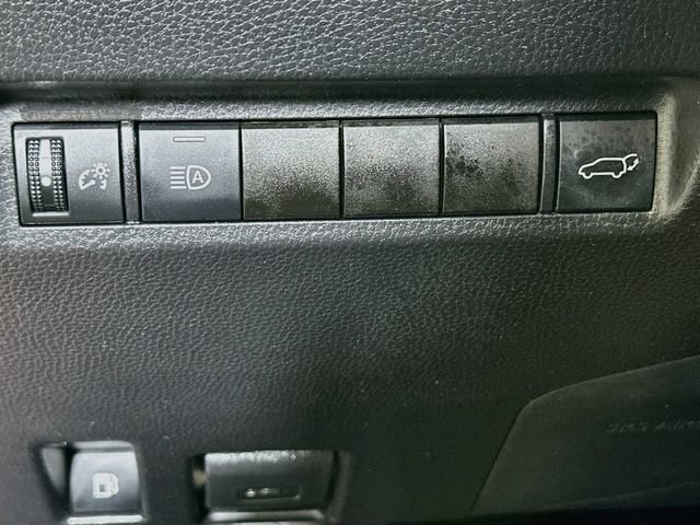 Used 2021 Toyota RAV4 Limited AWD/4WD image 13