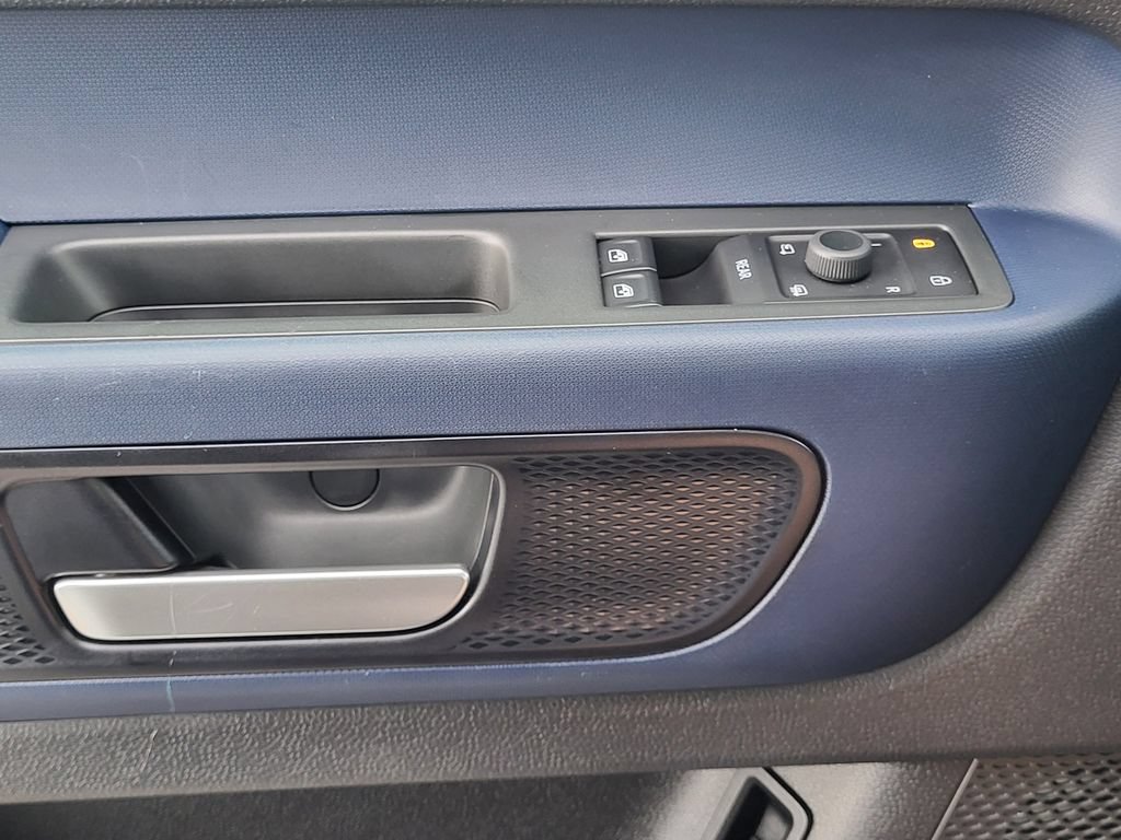 Used 2025 Volkswagen ID. Buzz 1st Edition RWD image 13