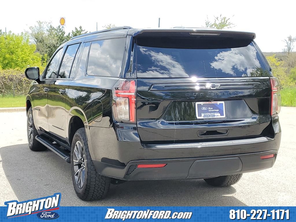 Used 2023 Chevrolet Suburban Z71 AWD/4WD image 3