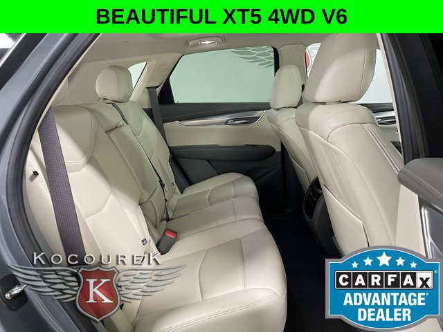 Used 2021 Cadillac XT5 Premium Luxury AWD/4WD image 22