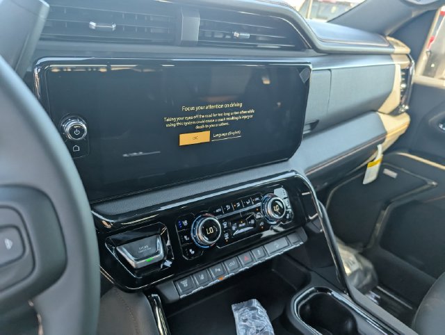 New 2026 GMC Sierra 2500 AT4 w/ AT4 Premium Plus Package AWD/4WD image 21