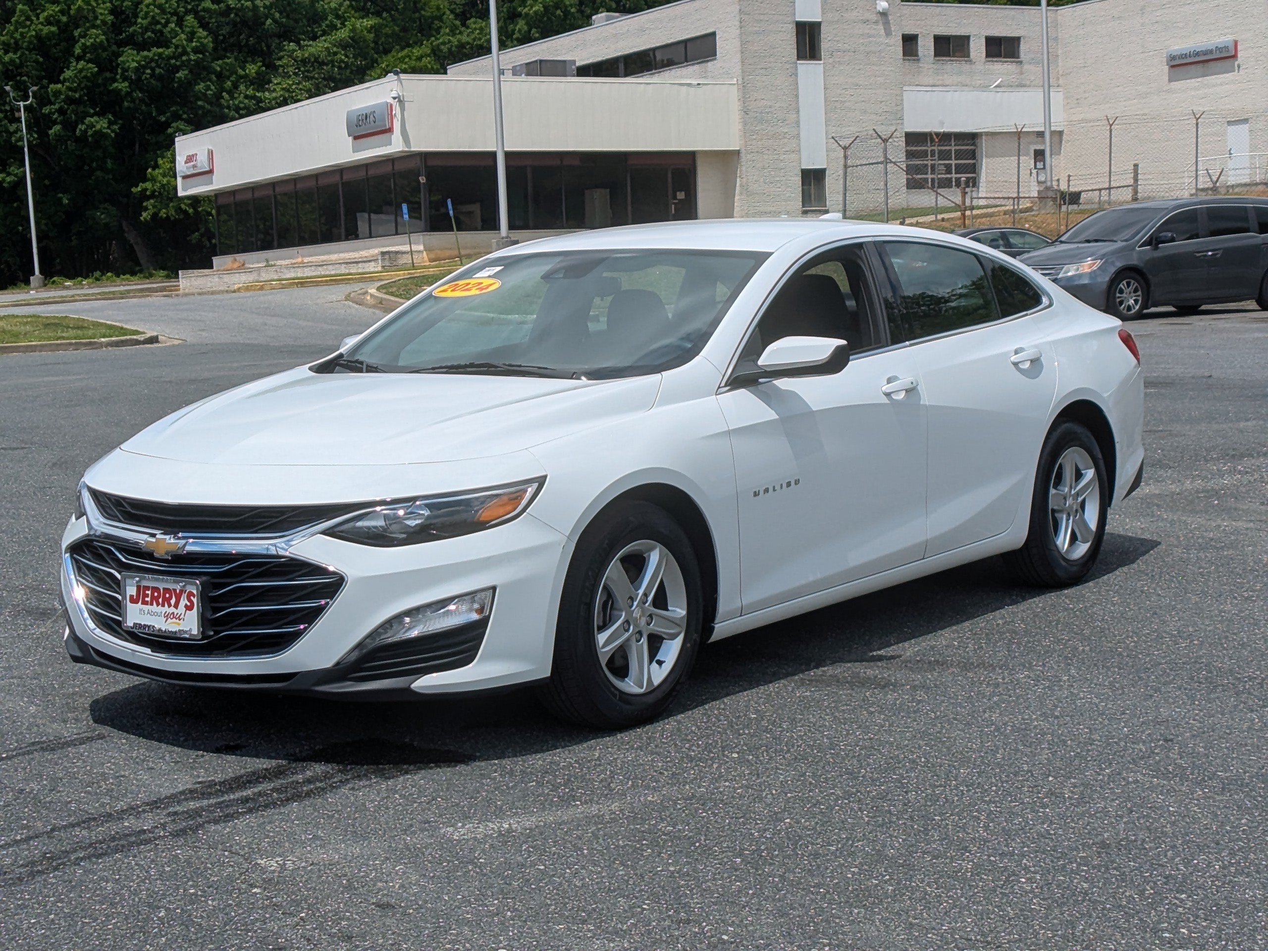 Used 2024 Chevrolet Malibu LT FWD image 4