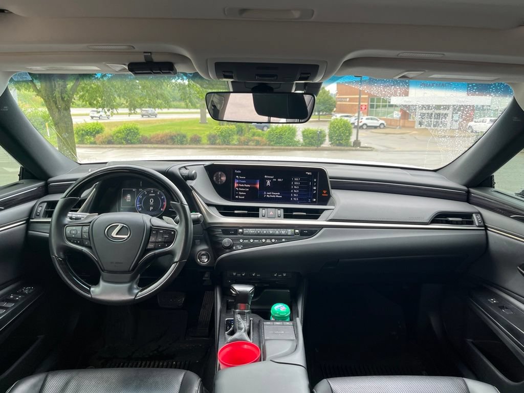 Used 2020 Lexus ES 350 w/ Premium Package FWD image 5