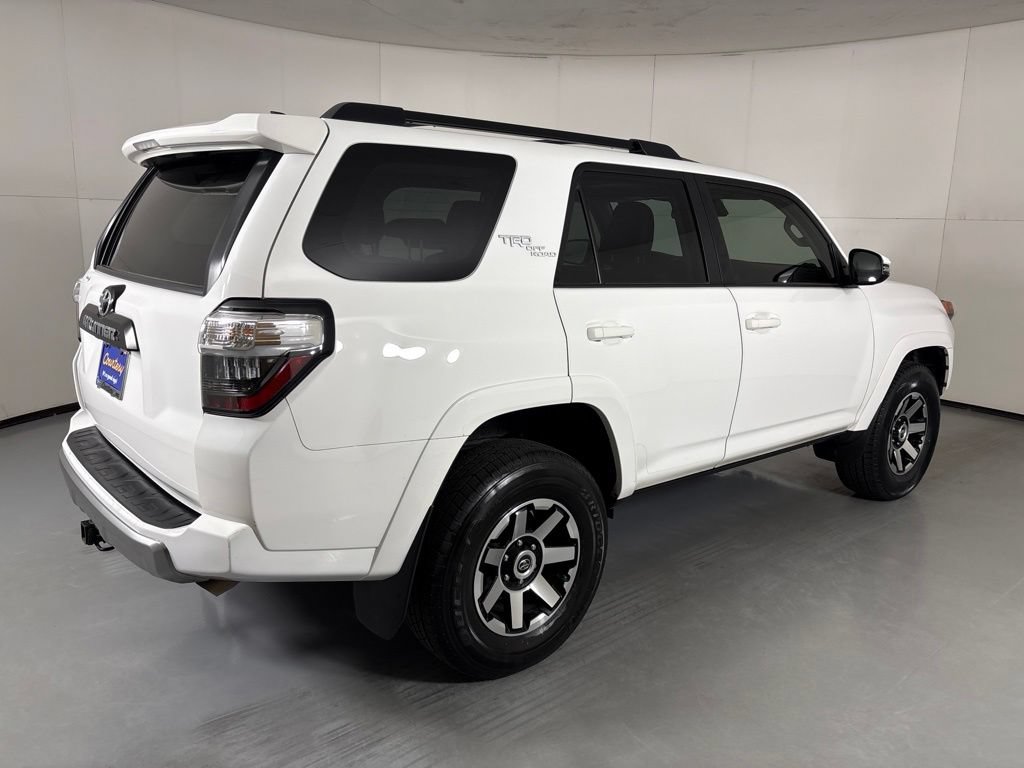 Used 2024 Toyota 4Runner TRD Off-Road Premium w/ Moonroof Package AWD/4WD image 8