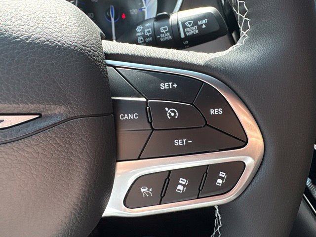 New 2027 Chrysler Pacifica LX FWD image 21