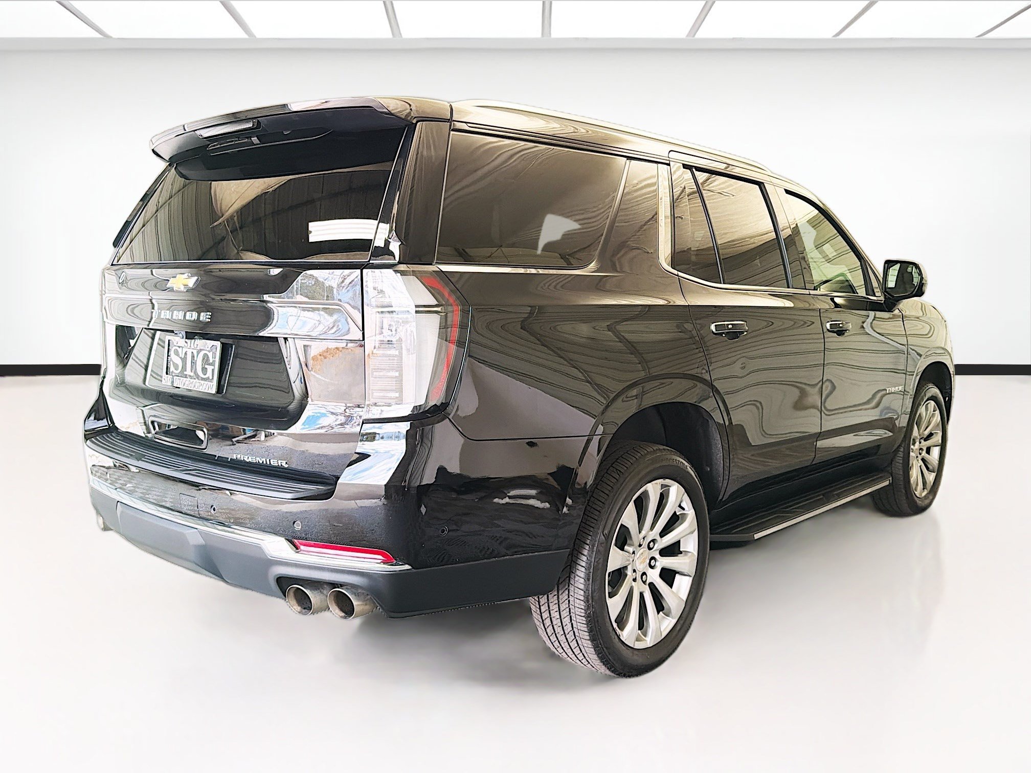 Used 2025 Chevrolet Tahoe Premier w/ Sun And Tow Package AWD/4WD image 4