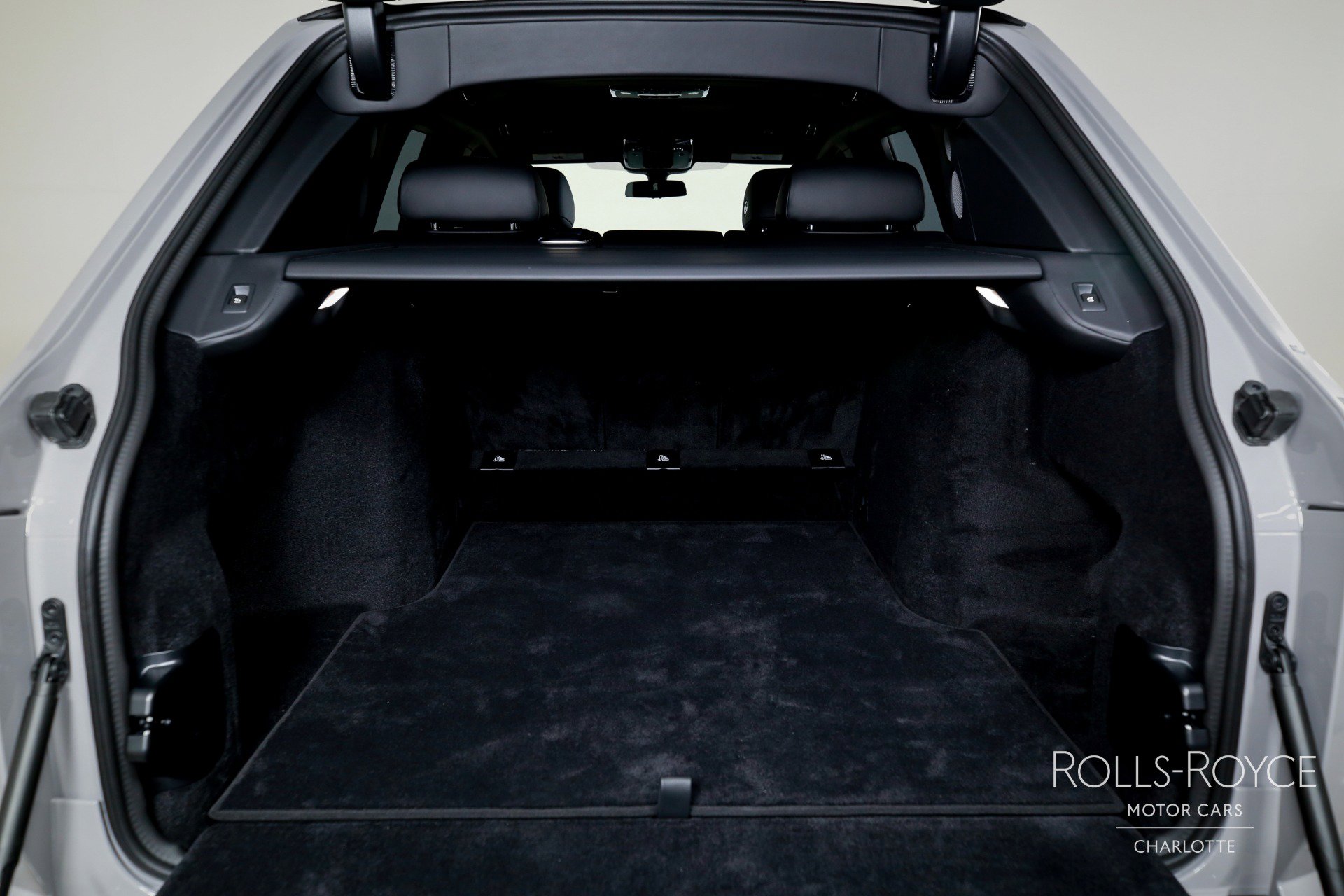 New 2026 Rolls-Royce Cullinan image 24
