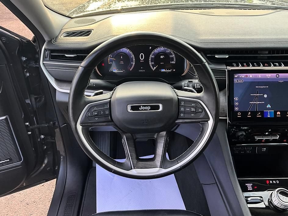 Used 2021 Jeep Grand Cherokee L Limited w/ Trailer Tow Group (B) AWD/4WD image 34