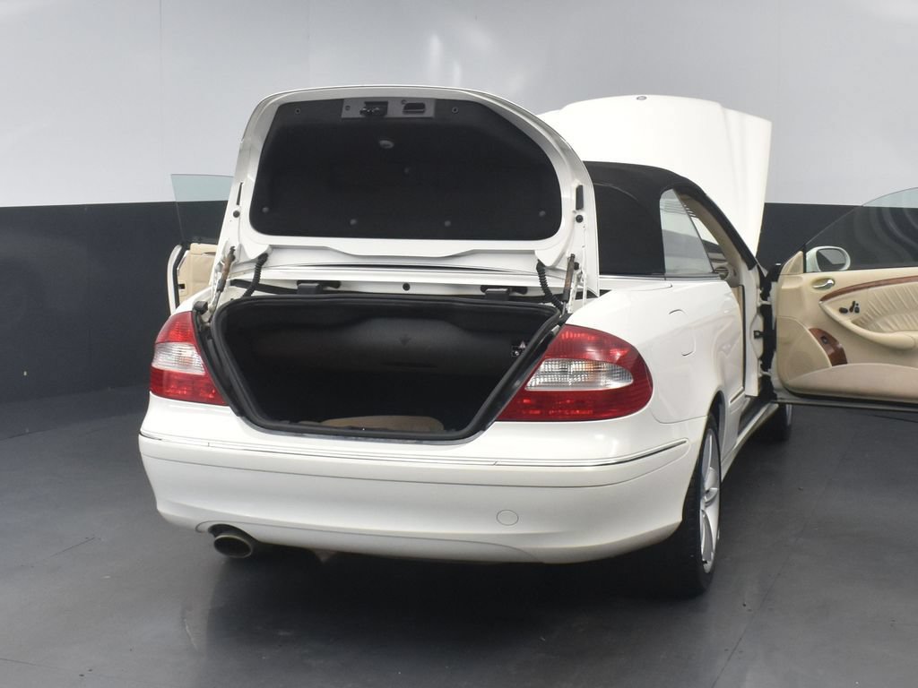 Used 2008 Mercedes-Benz CLK 350 Cabriolet image 31