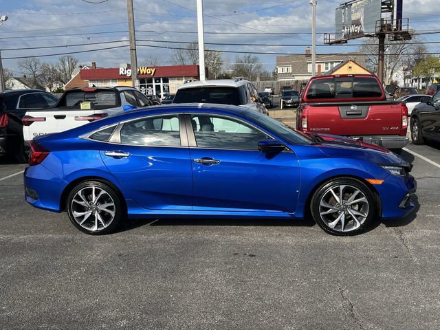 Used 2019 Honda Civic Touring image 11