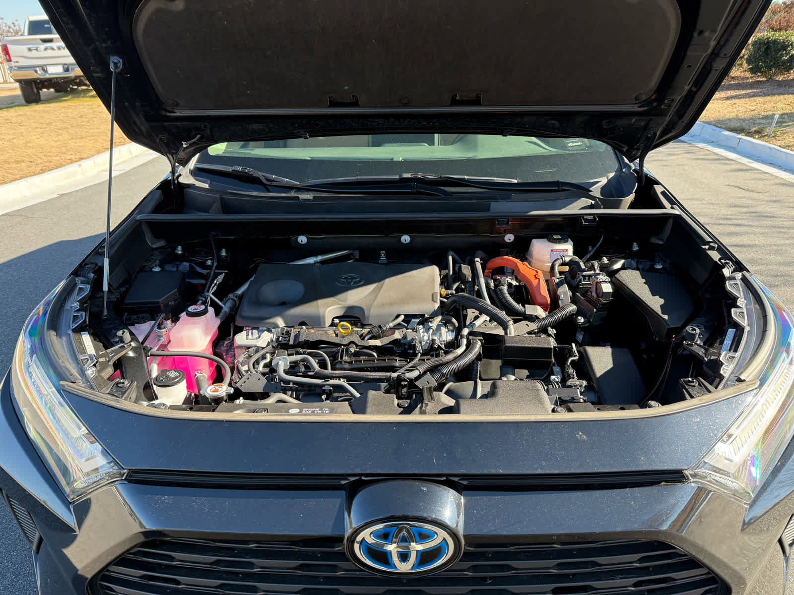 Used 2024 Toyota RAV4 LE image 30