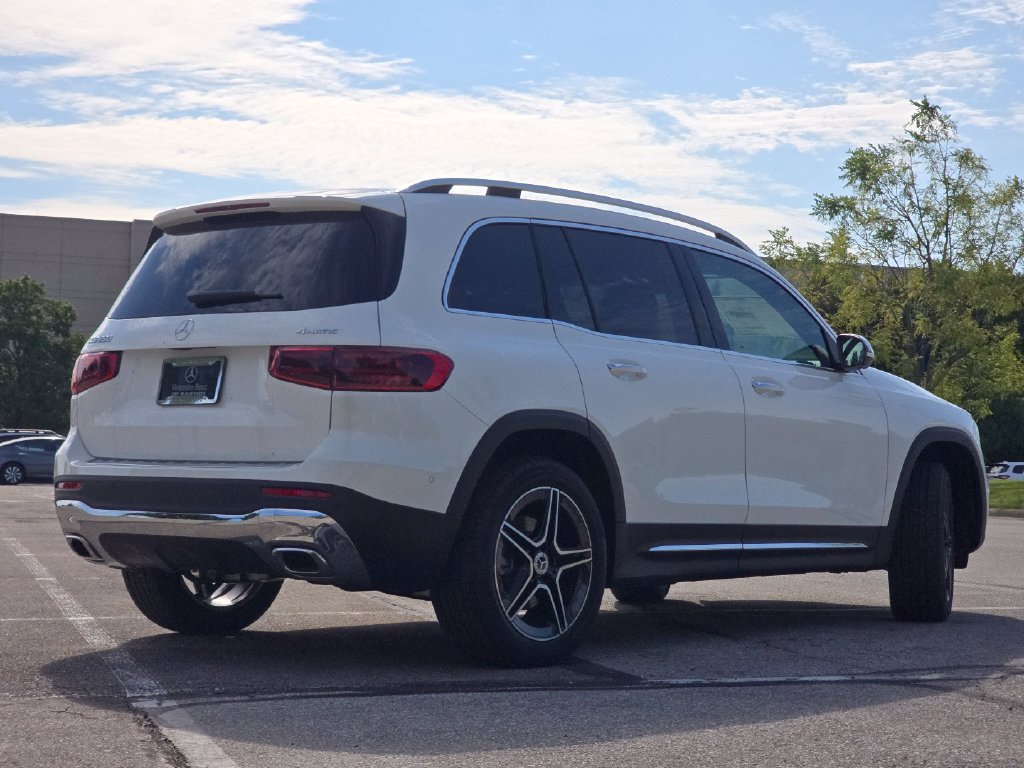 New 2026 Mercedes-Benz GLB 250 4MATIC image 15
