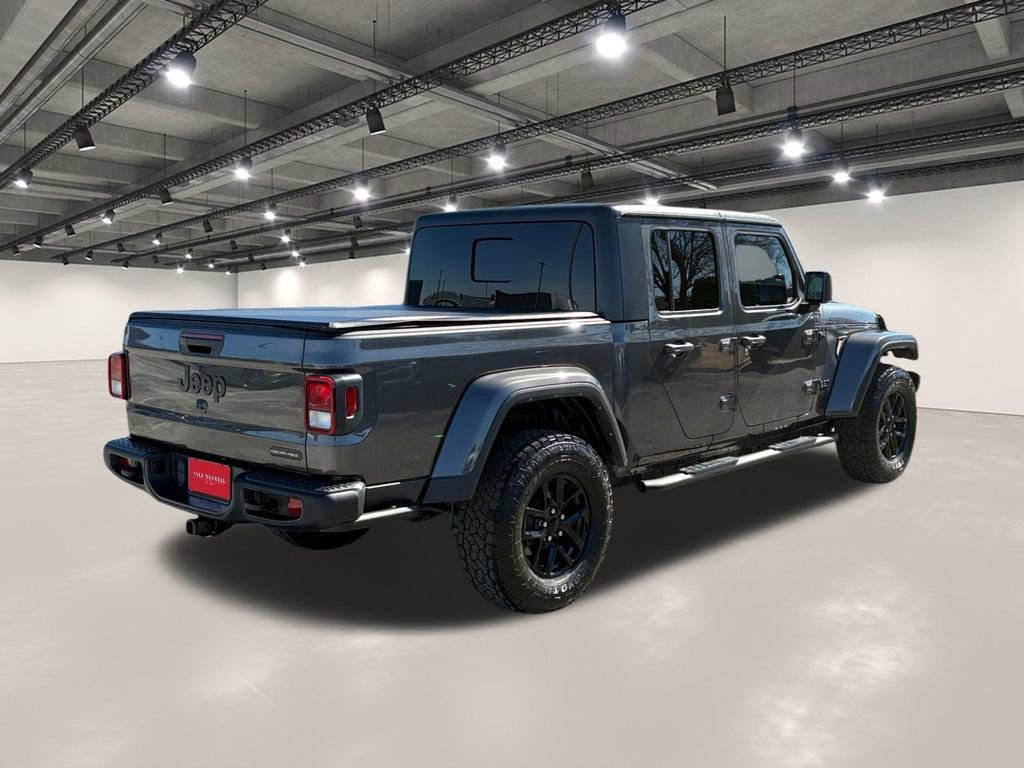 Used 2023 Jeep Gladiator Sport S image 16