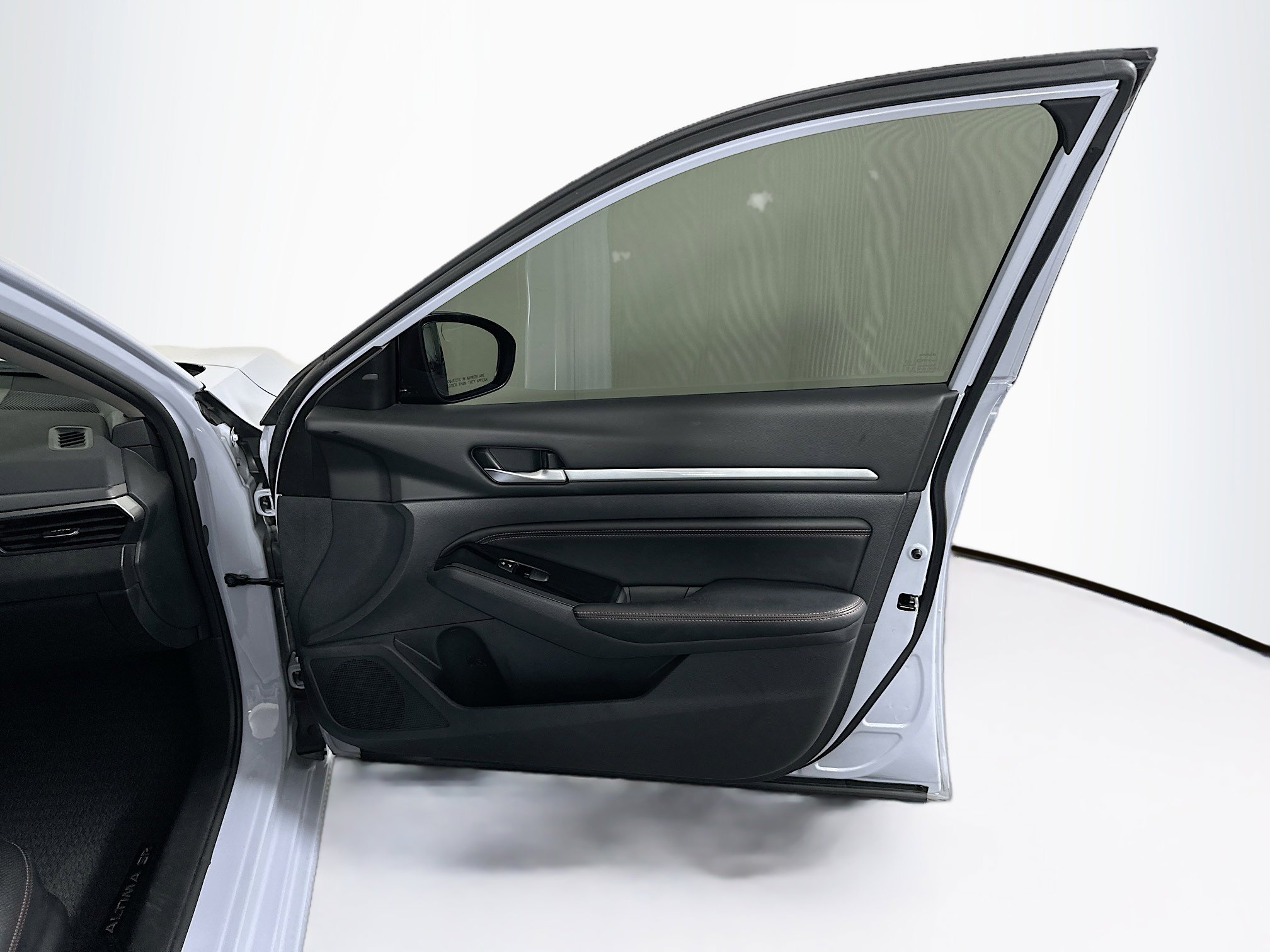 Used 2023 Nissan Altima 2.5 SR image 29