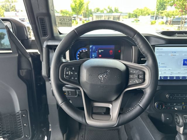 Certified 2022 Ford Bronco Outer Banks w/ Sasquatch Package AWD/4WD image 15