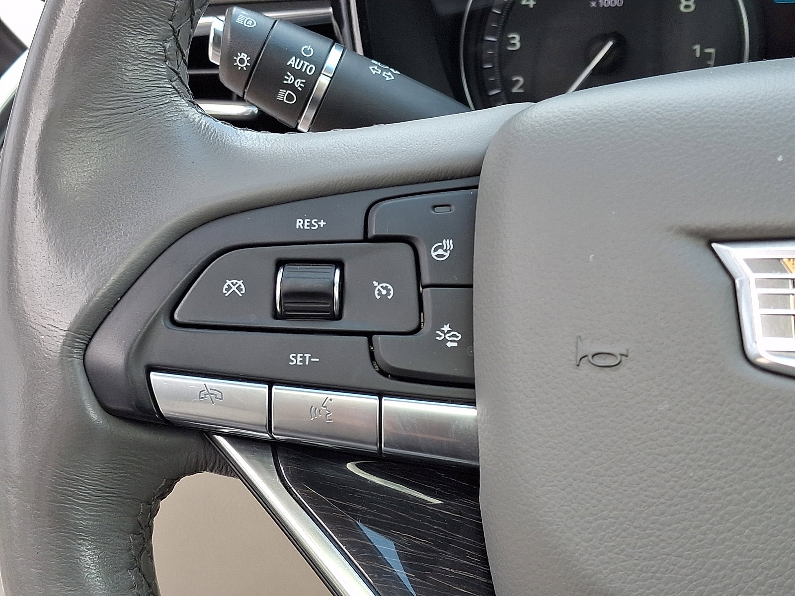 Used 2021 Cadillac XT6 Premium Luxury AWD/4WD image 25