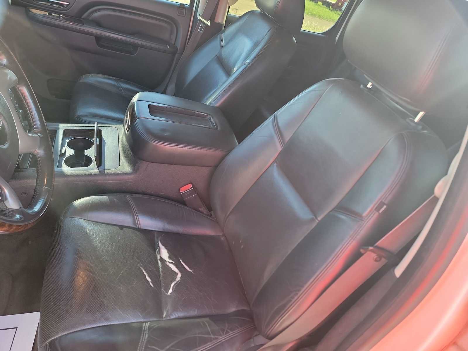 Used 2012 GMC Yukon XL Denali AWD/4WD image 11
