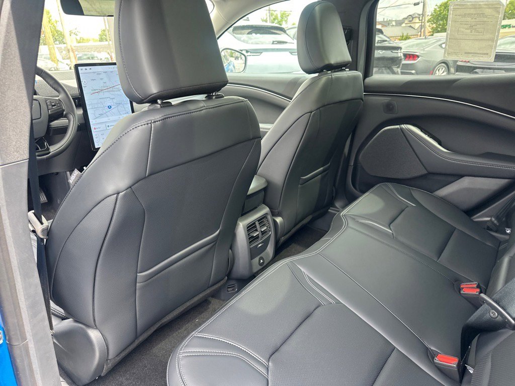 New 2025 Ford Mustang Mach-E Premium image 32