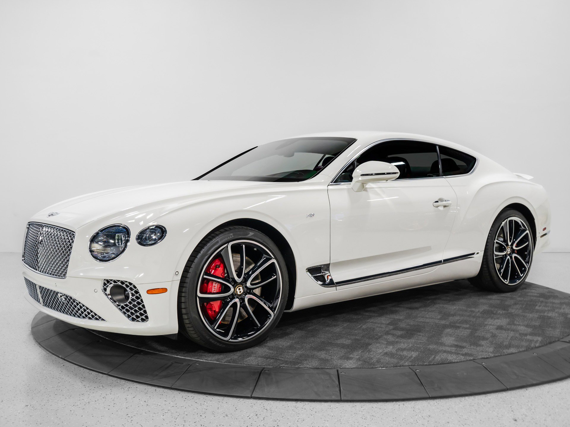 Used 2020 Bentley Continental GT V8 image 3