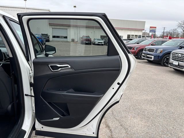 Certified 2024 Kia Sportage LX image 26