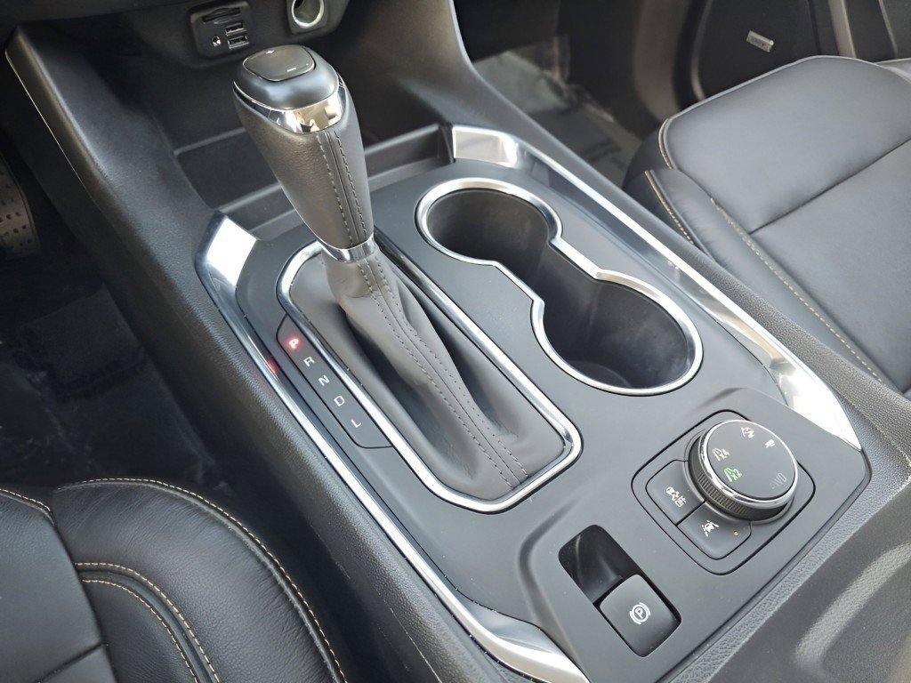 Used 2020 Chevrolet Traverse RS image 32