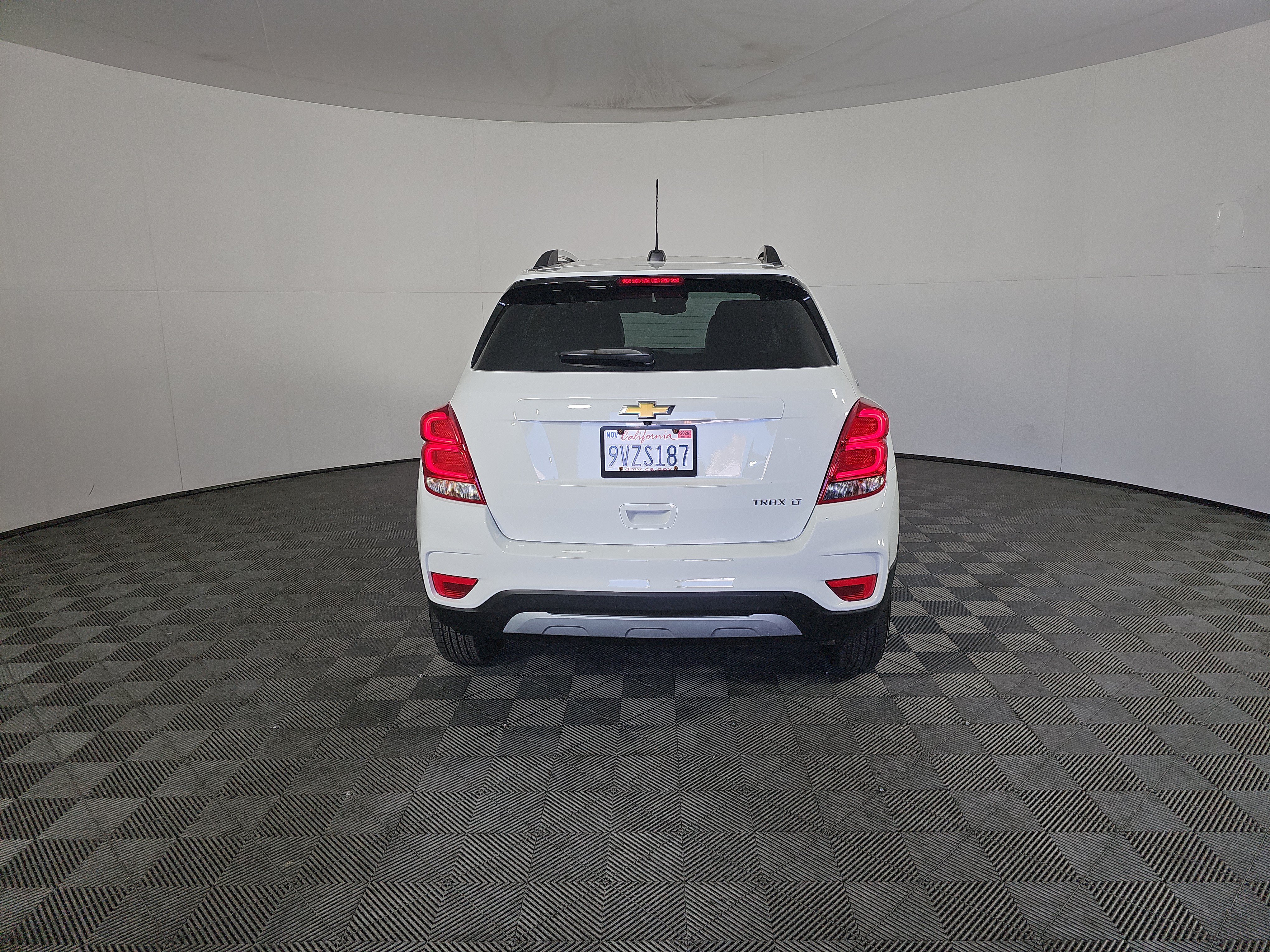 Used 2020 Chevrolet Trax LT w/ LT Convenience Package FWD image 5