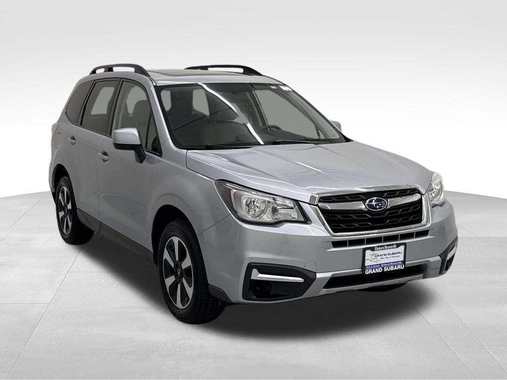 Used 2018 Subaru Forester 2.5i Premium w/ All-Weather Package AWD/4WD image 8