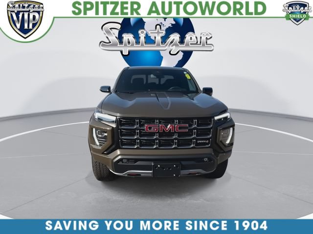 Used 2024 GMC Canyon AT4 AWD/4WD image 3