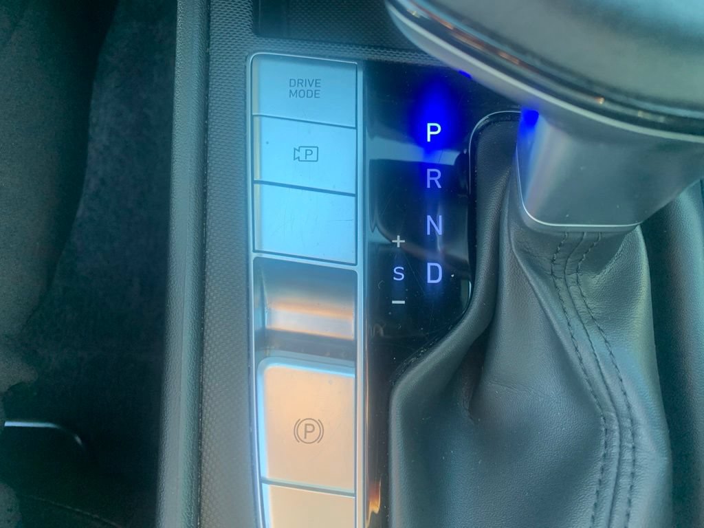 Certified 2025 Hyundai Elantra SEL FWD image 25