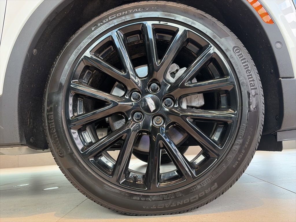 Used 2023 Cadillac XT4 Sport w/ LPO, Onyx Lite Package AWD/4WD image 24
