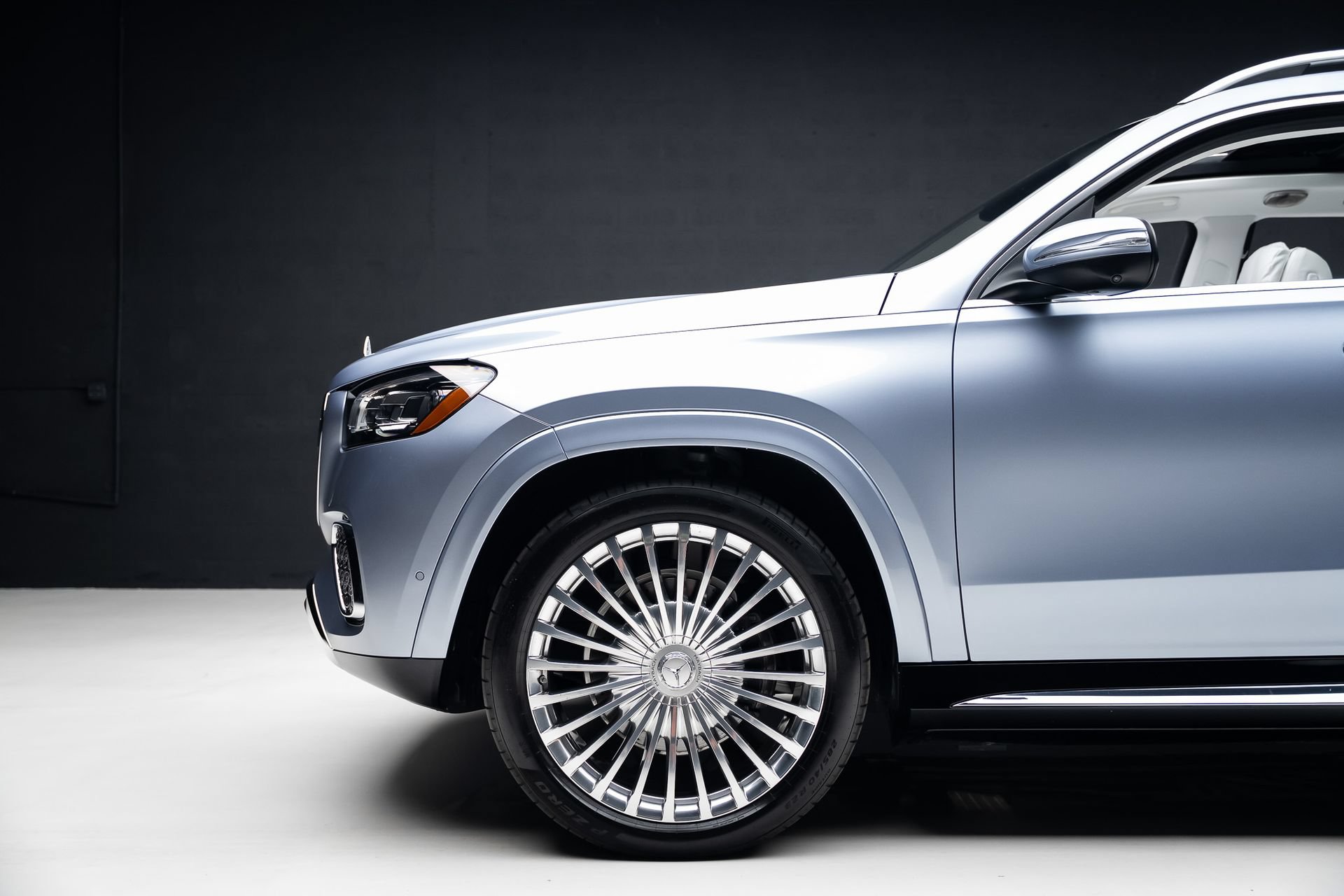 Used 2025 Mercedes-Benz Maybach GLS 600 4MATIC image 18