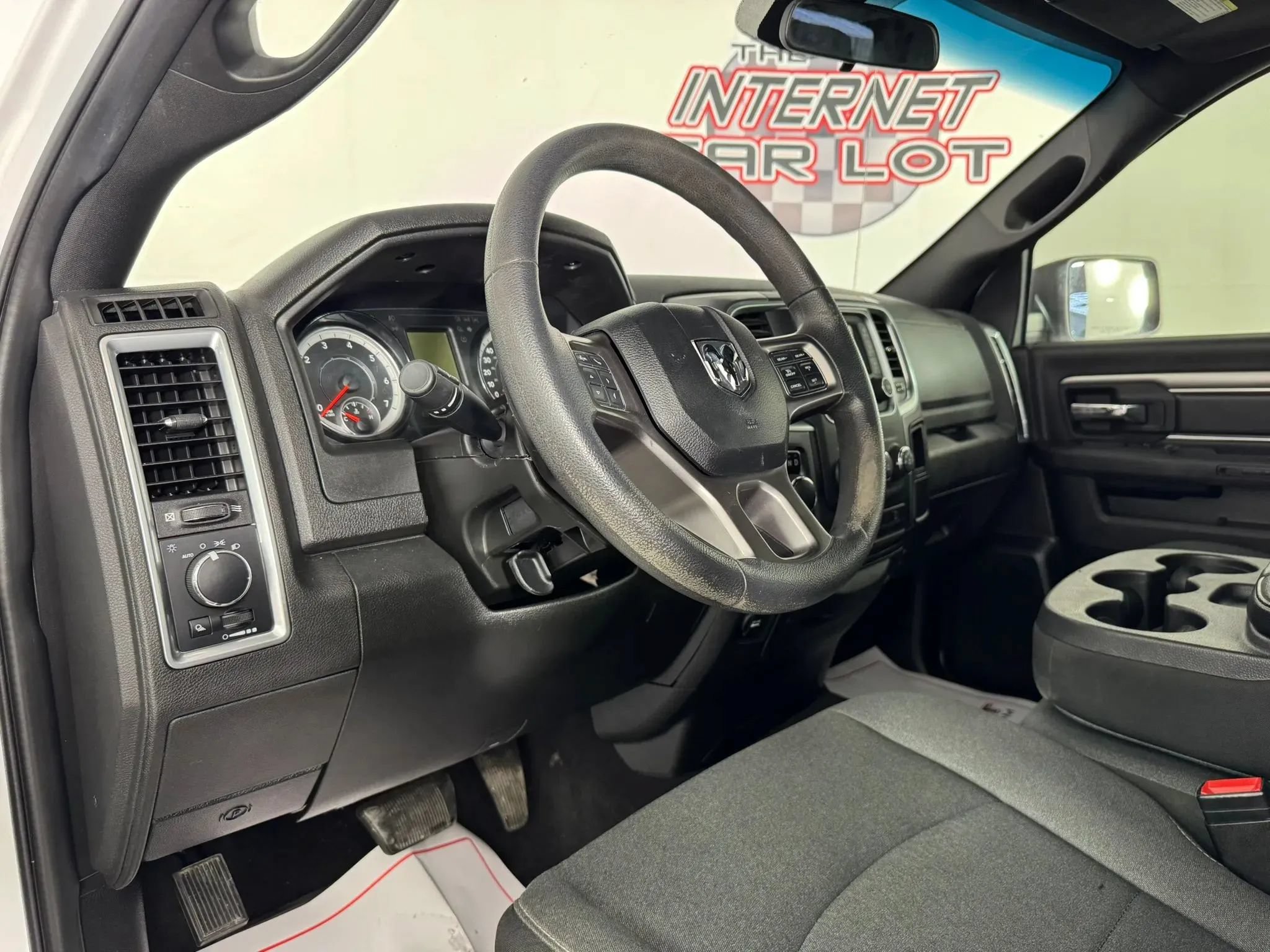 Used 2022 RAM 1500 Warlock AWD/4WD image 10
