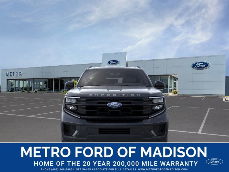 New 2025 Ford Expedition Active image 7