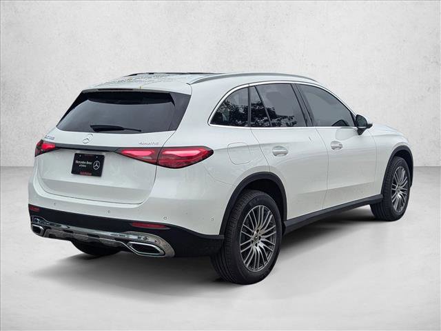 Used 2026 Mercedes-Benz GLC 300 4MATIC image 2