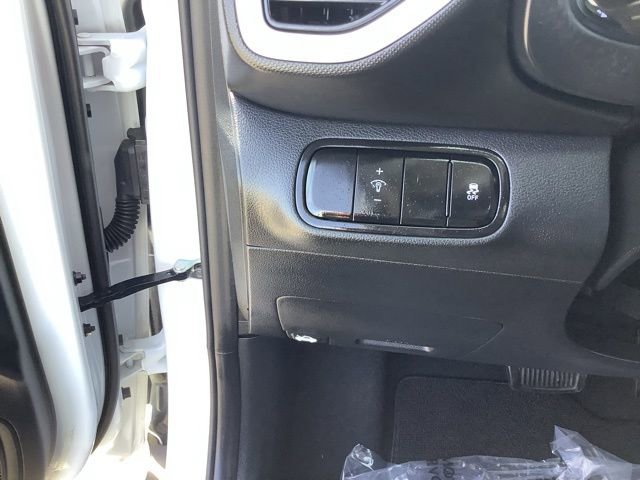 Certified 2025 Hyundai Venue Limited image 49