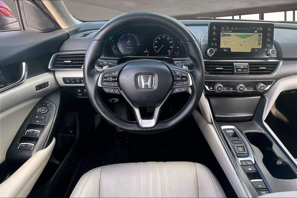 Used 2020 Honda Accord Touring image 8