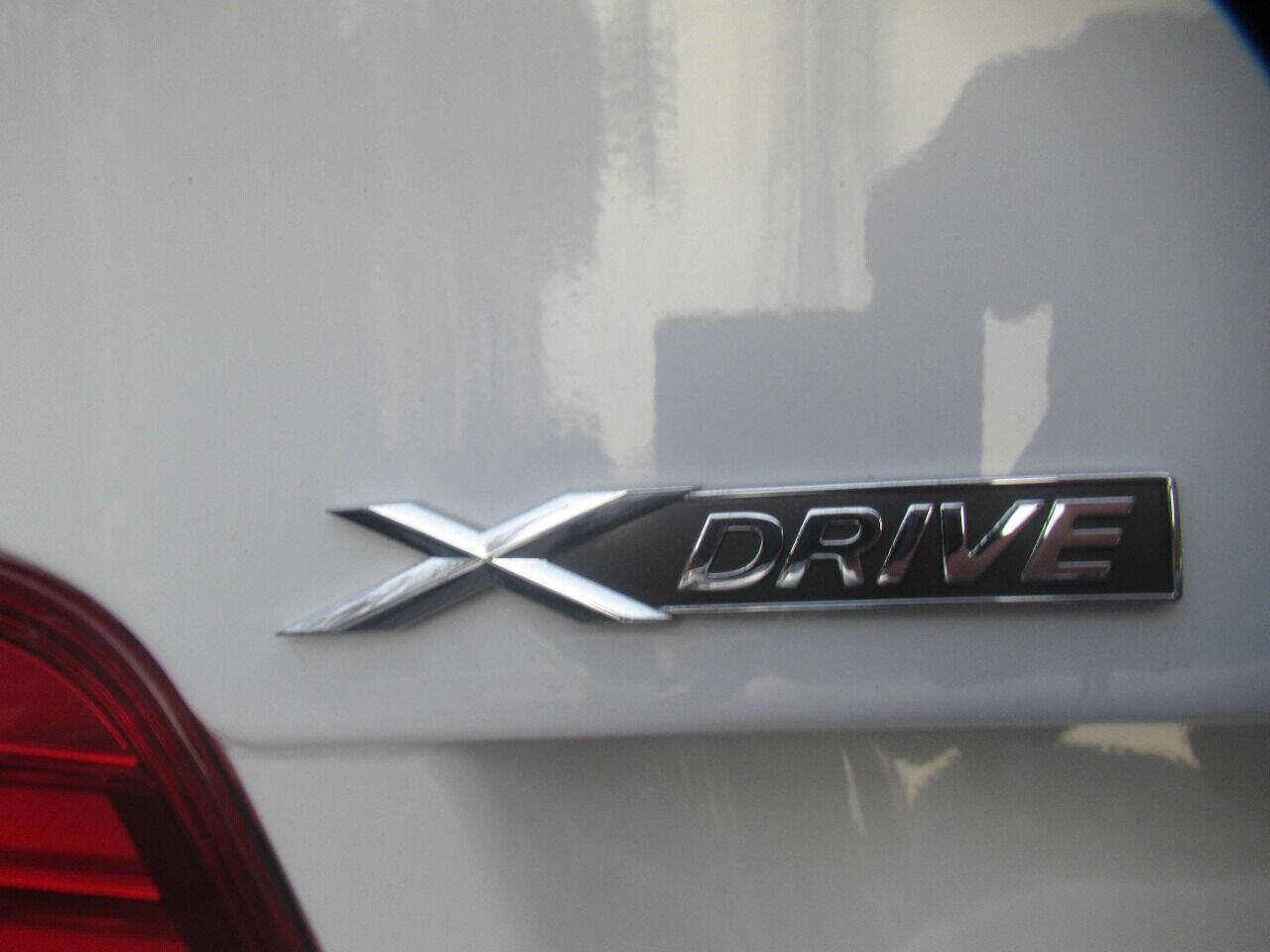 Used 2015 BMW 528i xDrive Sedan AWD/4WD image 15