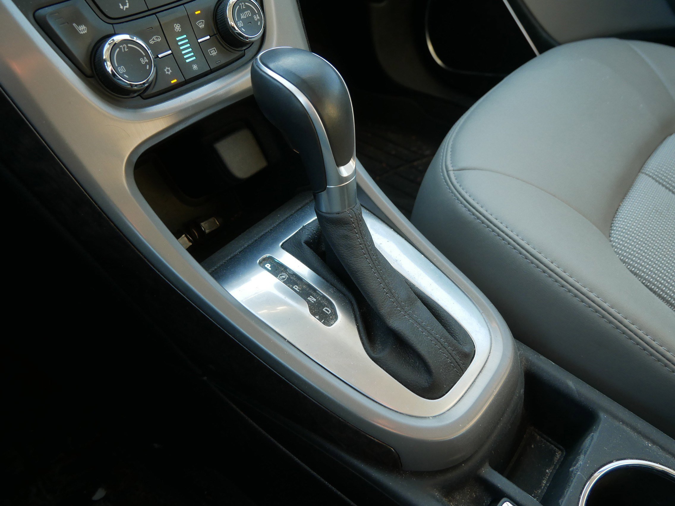 Used 2016 Buick Verano w/ Comfort Package image 24