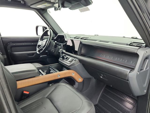 Used 2023 Land Rover Defender 110 X image 25