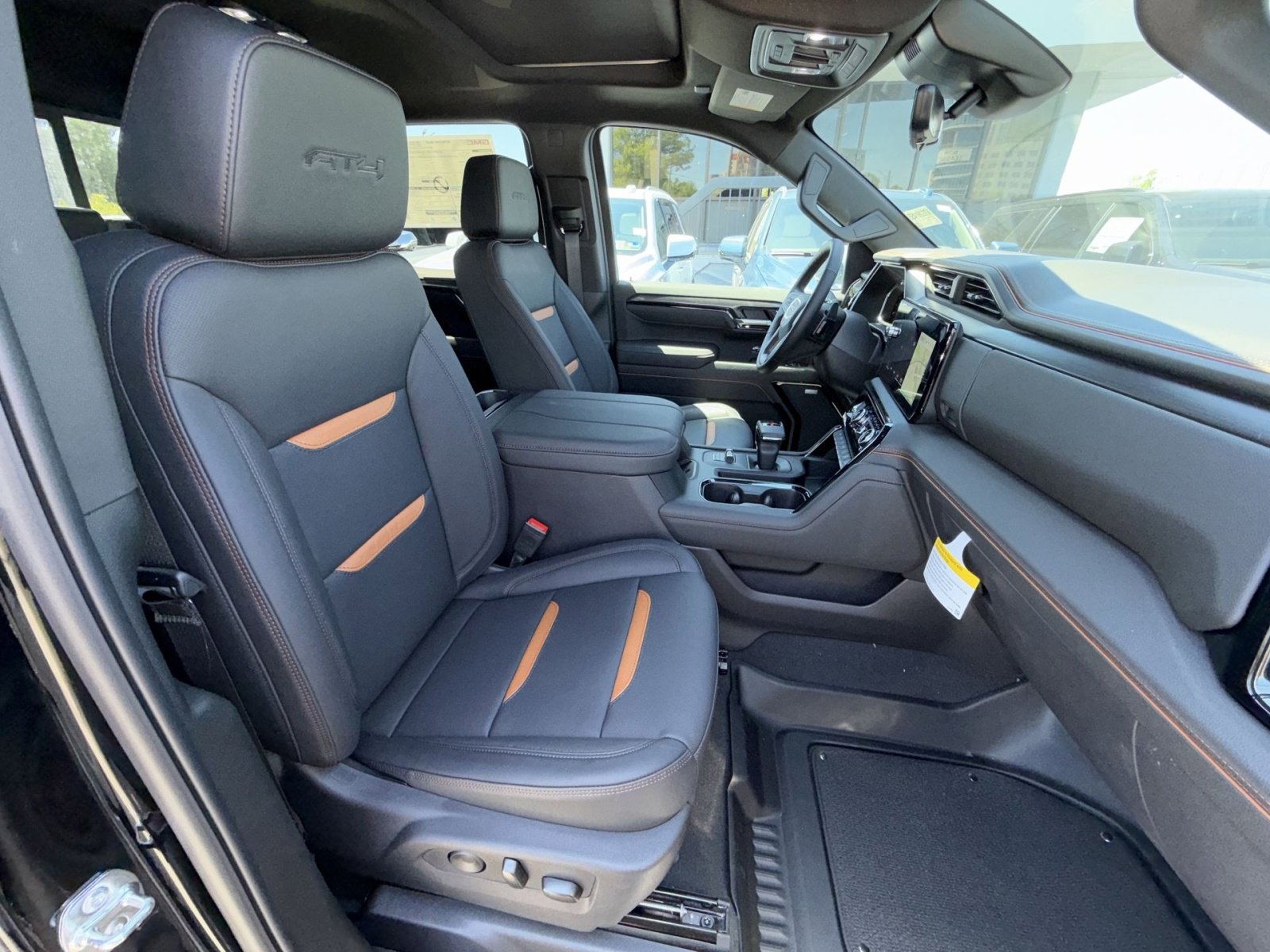 New 2026 GMC Sierra 1500 AT4 w/ AT4 Premium Package AWD/4WD image 28