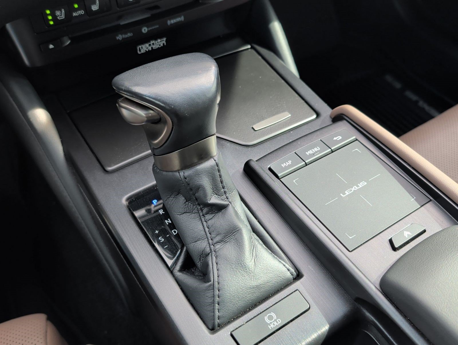 Used 2022 Lexus ES 350 Ultra Luxury w/ Accessory Package 2 FWD image 21