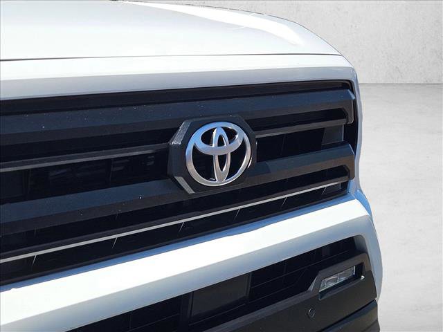 Used 2025 Toyota Tacoma SR5 AWD/4WD image 30