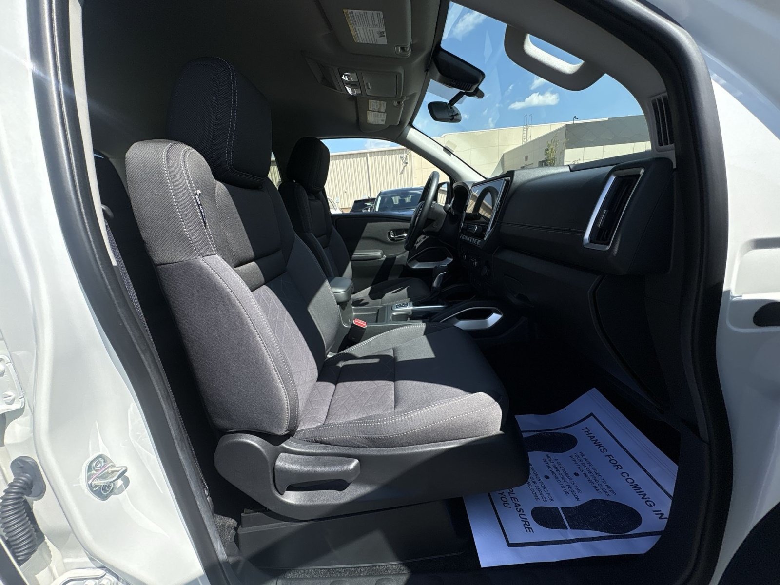 Used 2026 Nissan Frontier SV AWD/4WD image 26